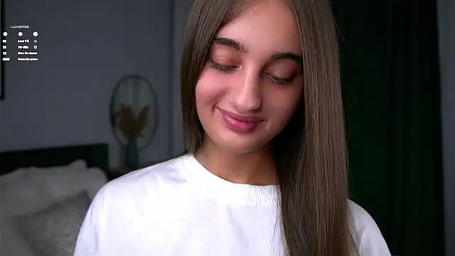 Snapshot of PiquingOgalala chatting on 8, 11, 2025 PiquingOgalala online show from 8, 11, 2025