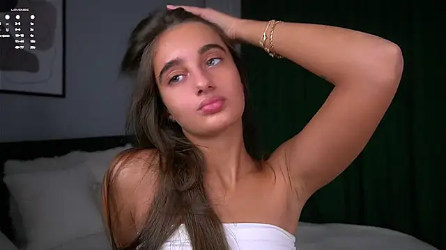 Snapshot of PiquingOgalala chatting on 21, 11, 2025 PiquingOgalala online show from 21, 11, 2025