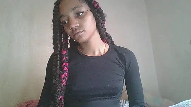 Laanegraofficial  online show from 17, 9, 2025