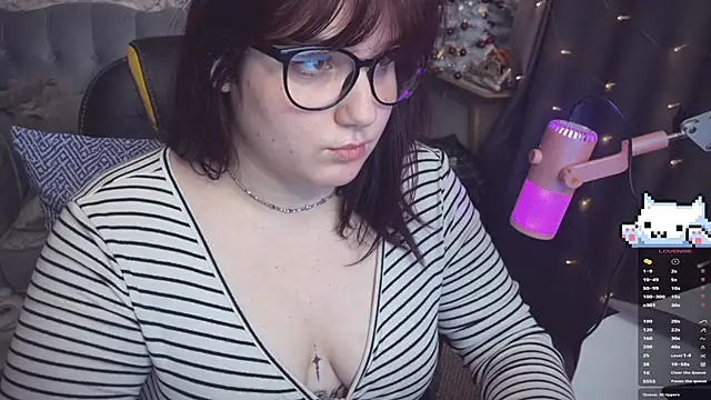 Snapshot of Diasporaaa chatting on 2, 1, 2025 Diasporaaa online show from 2, 1, 2025