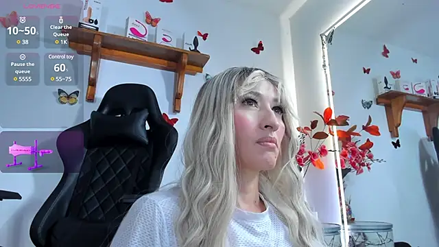 Snapshot of avatomas_02 chatting on 10, 3, 2025 avatomas 02 online show from 10, 3, 2025