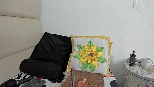 Snapshot of avatomas_02 chatting on 7, 11, 2025 avatomas 02 online show from 7, 11, 2025