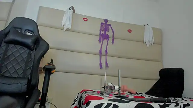 Snapshot of avatomas_02 chatting on 30, 10, 2025 avatomas 02 online show from 30, 10, 2025