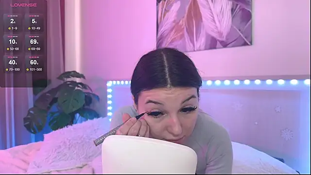 Snapshot of Veronica_leal chatting on 28, 4, 2026 Veronica leal online show from 28, 4, 2026
