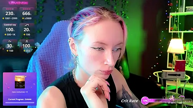 Snapshot of _HelenCarter chatting on 26, 9, 2025 HelenCarter online show from 26, 9, 2025