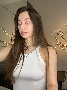 Polli Kiss online show from 25, 2, 2026