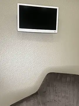 Polli Kiss online show from 15, 3, 2026