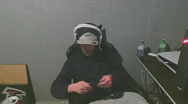 Snapshot of Superoz77 chatting on 5, 12, 2024 Superoz77 online show from 5, 12, 2024