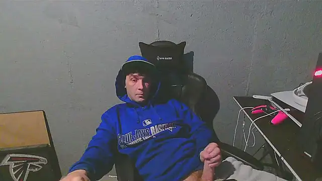 Snapshot of Superoz77 chatting on 8, 12, 2024 Superoz77 online show from 8, 12, 2024