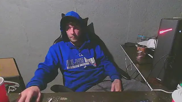 Snapshot of Superoz77 chatting on 2, 1, 2025 Superoz77 online show from 2, 1, 2025