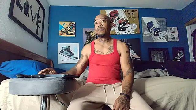 Snapshot of athephenomenal1 chatting on 15, 11, 2025 athephenomenal1 online show from 15, 11, 2025