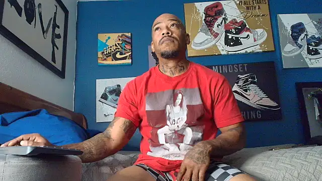Snapshot of athephenomenal1 chatting on 20, 11, 2025 athephenomenal1 online show from 20, 11, 2025