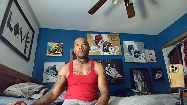 Snapshot of athephenomenal1 chatting on 9, 11, 2025 athephenomenal1 online show from 9, 11, 2025