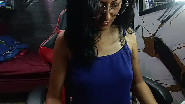 Snapshot of AdelinaMiran90 chatting on 14, 6, 2026 AdelinaMiran90 online show from 14, 6, 2026