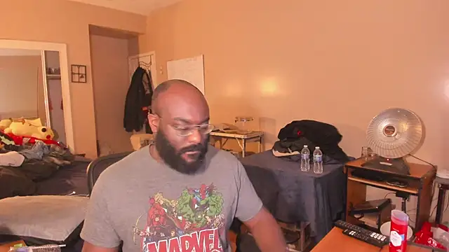 MrChuckDailyXXX online show from 16, 4, 2026