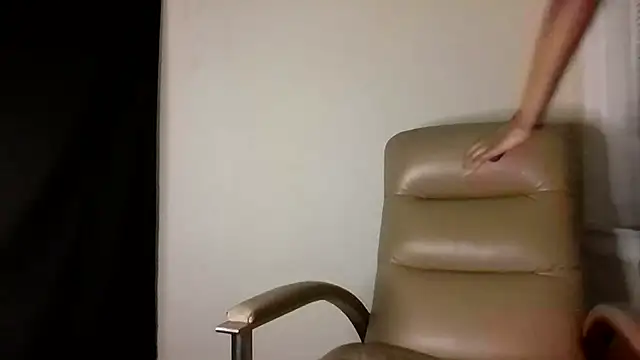 Snapshot of C0ffeecoolatte chatting on 18, 4, 2026 C0ffeecoolatte online show from 18, 4, 2026