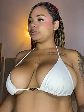 Snapshot of Eloisa_cleavage_ chatting on 16, 7, 2026 Eloisa cleavage online show from 16, 7, 2026