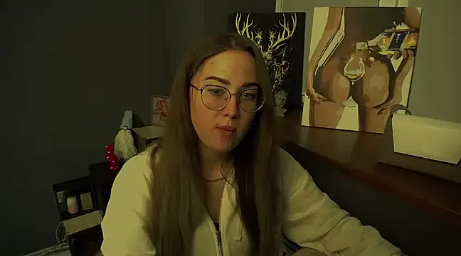 Snapshot of luxie_milady chatting on 3, 2, 2025 luxie milady online show from 3, 2, 2025