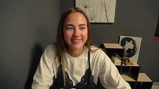 Snapshot of luxie_milady chatting on 16, 7, 2026 luxie milady online show from 16, 7, 2026