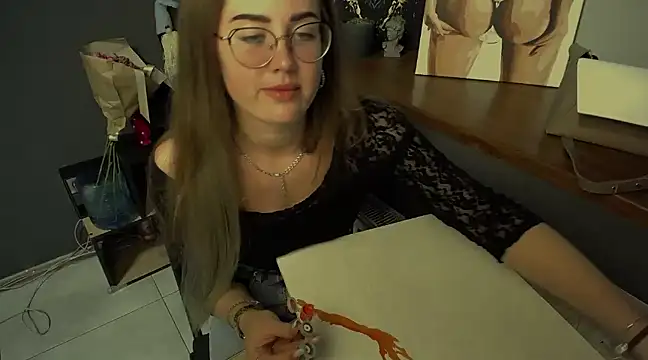 Snapshot of luxie_milady chatting on 10, 2, 2025 luxie milady online show from 10, 2, 2025