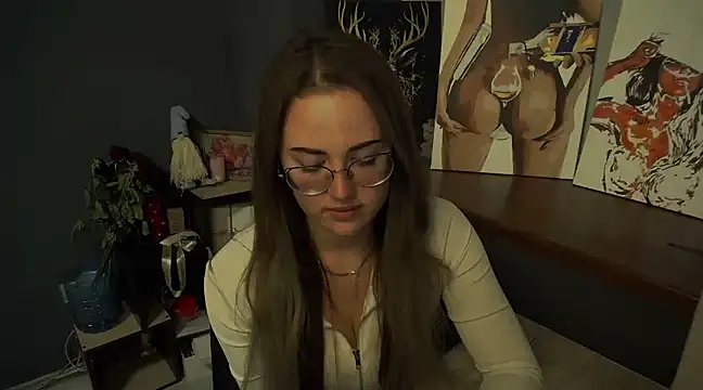 Snapshot of luxie_milady chatting on 3, 3, 2025 luxie milady online show from 3, 3, 2025