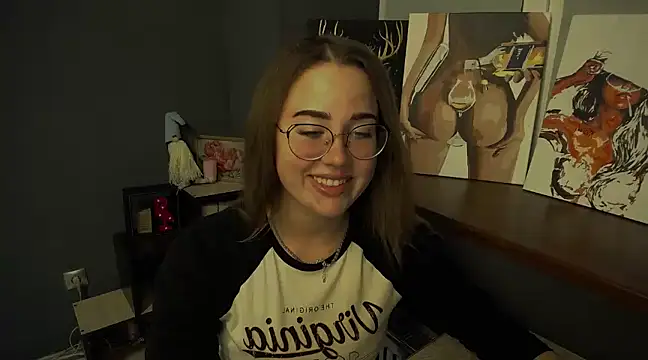 Snapshot of luxie_milady chatting on 13, 3, 2025 luxie milady online show from 13, 3, 2025