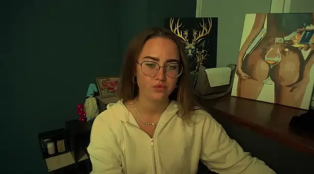 Snapshot of luxie_milady chatting on 7, 1, 2025 luxie milady online show from 7, 1, 2025