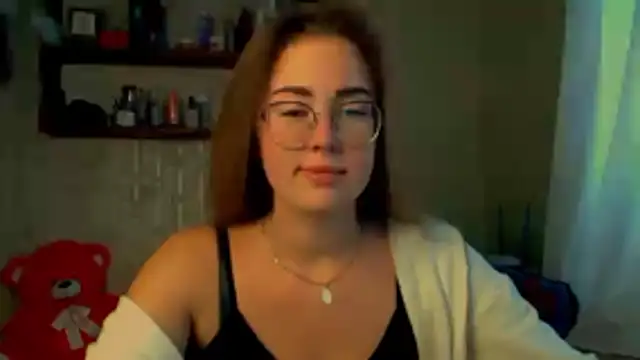 luxie milady online show from 21, 11, 2025