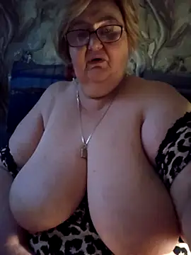 Awn290668 online show from 12, 11, 2025