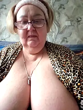 Awn290668 online show from 14, 12, 2025