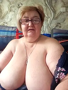 Awn290668 online show from 22, 10, 2025