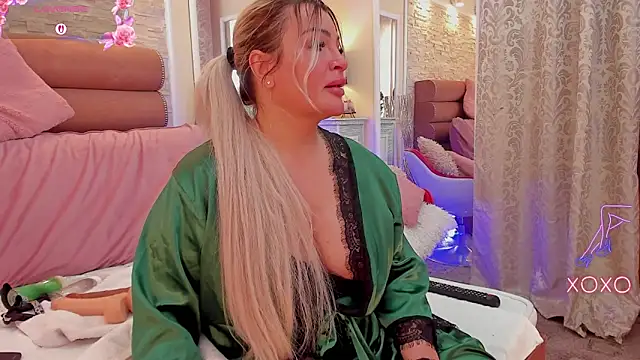 ArianaCroft online show from 6, 5, 2026