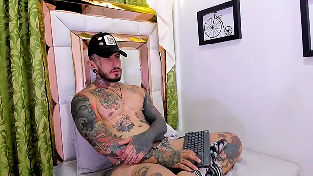 dilan scootk  online show from 27, 10, 2025