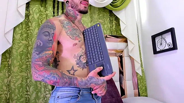 dilan scootk  online show from 22, 10, 2025