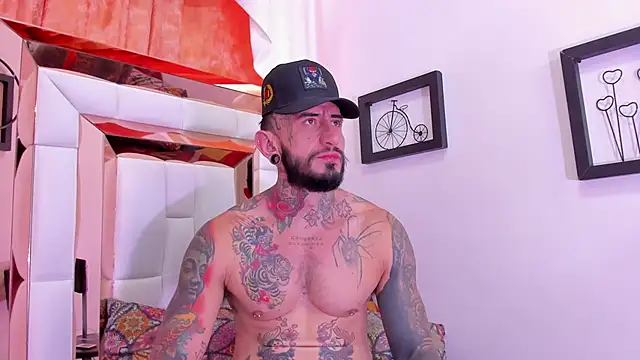 dilan scootk  online show from 11, 4, 2026