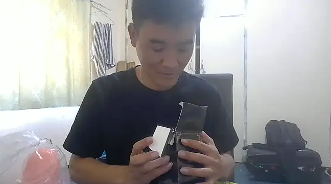 Snapshot of kisstoyousoon2024 chatting on 3, 12, 2024 kisstoyousoon2024 online show from 3, 12, 2024