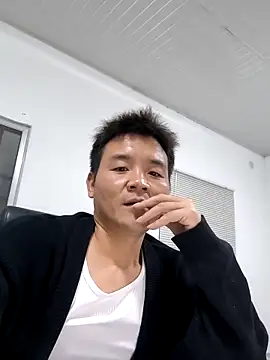 Snapshot of kisstoyousoon2024 chatting on 17, 9, 2025 kisstoyousoon2024 online show from 17, 9, 2025