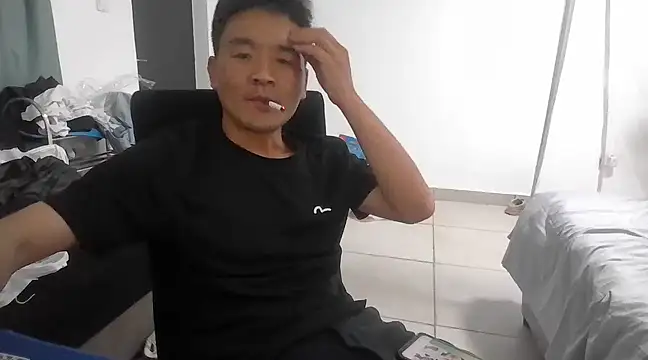 Snapshot of kisstoyousoon2024 chatting on 10, 3, 2025 kisstoyousoon2024 online show from 10, 3, 2025