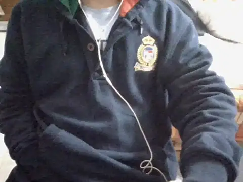 raka120294 online show from 8, 1, 2025