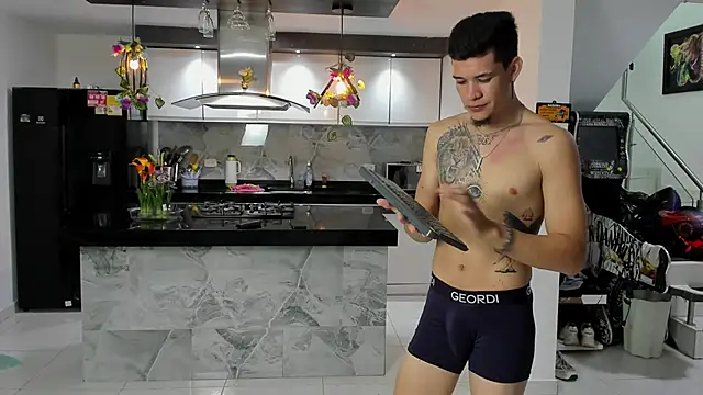 vicky wendy hot sexx online show from 22, 4, 2026