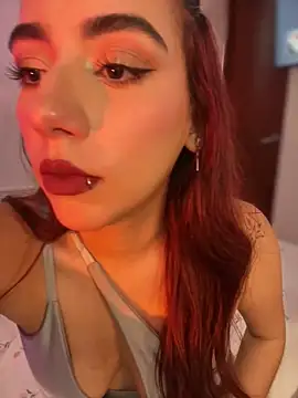 veronicaapink online show from 7, 11, 2025