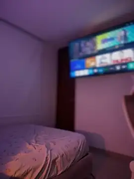 veronicaapink online show from 11, 11, 2025