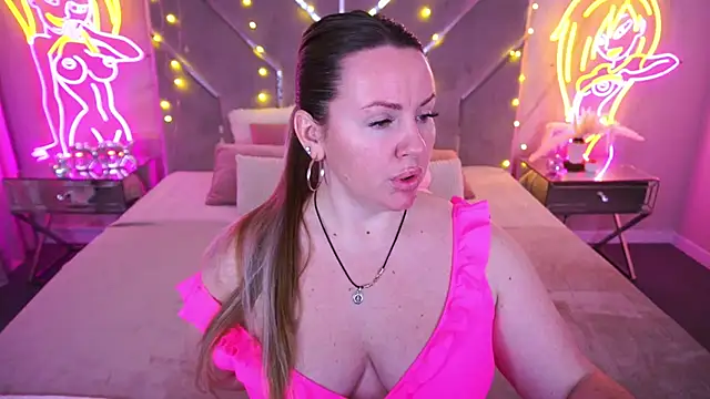 KiraCandyS online show from 27, 4, 2026