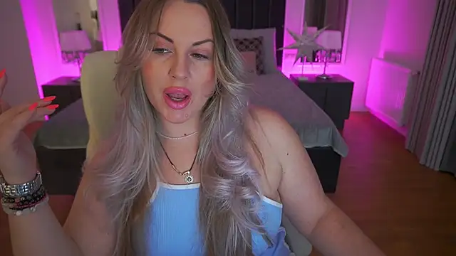 KiraCandyS online show from 20, 3, 2026