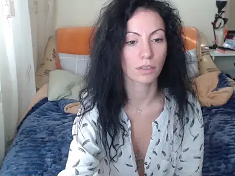 Emmatoo online show from 15, 11, 2025