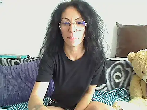 Emmatoo online show from 3, 4, 2026