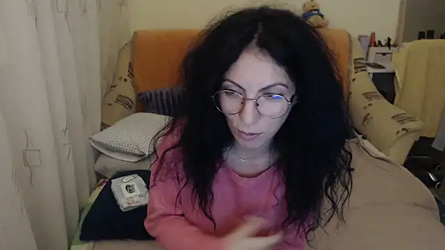 Emmatoo online show from 30, 11, 2025