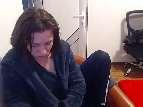 Emmatoo online show from 10, 3, 2026