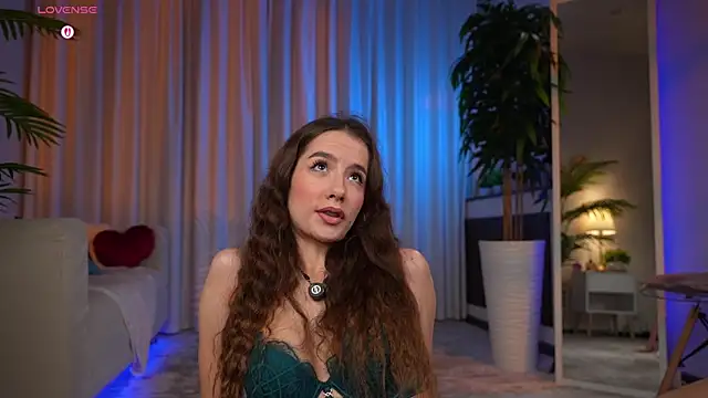 Snapshot of Amely_Young chatting on 30, 7, 2026 Amely Young online show from 30, 7, 2026