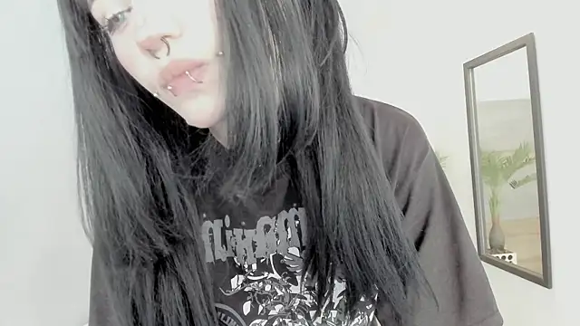 Snapshot of celestica_rose chatting on 7, 10, 2025 celestica rose online show from 7, 10, 2025